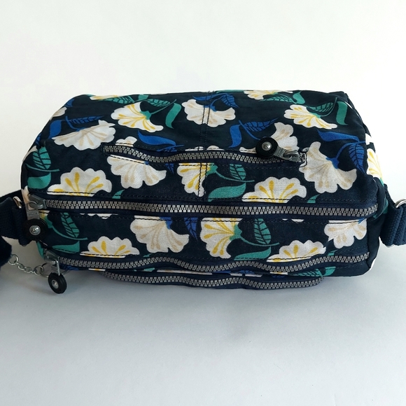 🐒Kipling Classic Nylon Messenger Crossbody Bag in Navy Floral - Picture 8 of 13